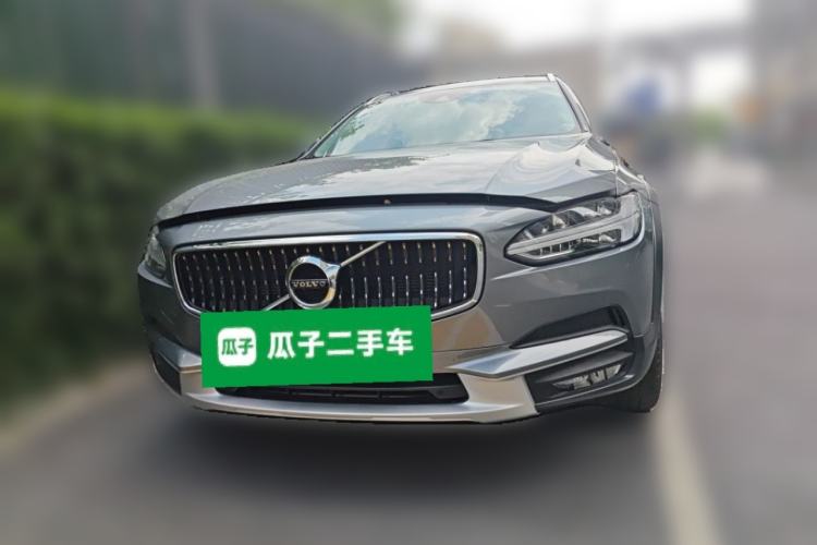 Used Volvo V90 2020 Facelifted Cross Country T5 AWD Zhiyuan Edition Front