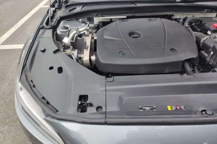 Used Volvo V90 2020 Cross Country T5 AWD Prestige Edition Engine Bay Right