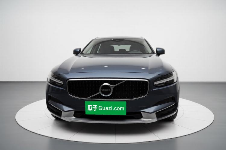 Used Volvo V90 2020 Cross Country T5 AWD Smart Range Edition Front