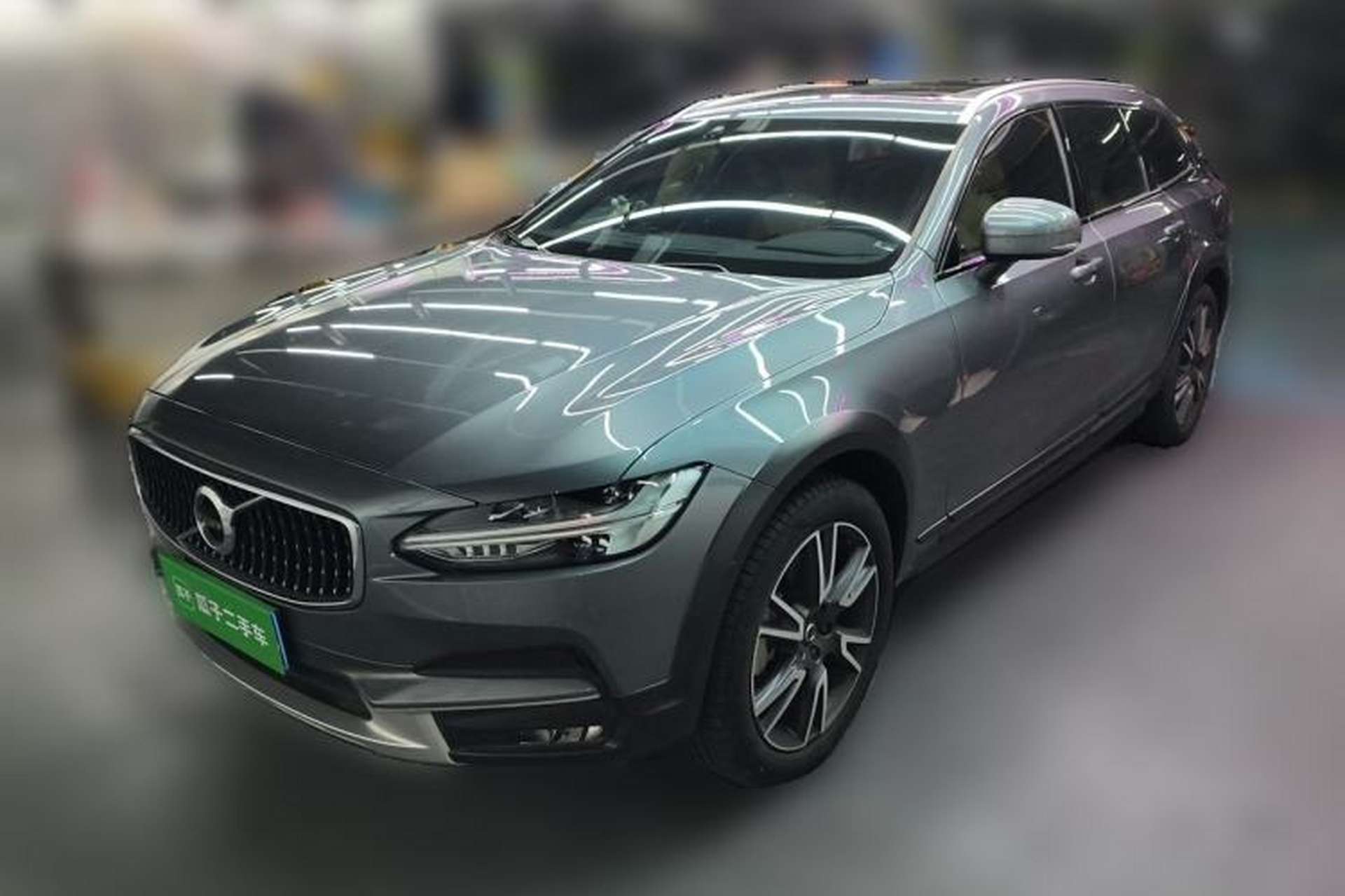 Used Volvo V90 2020 Cross Country T5 AWD Smart Range Edition Front Left 45 Deg