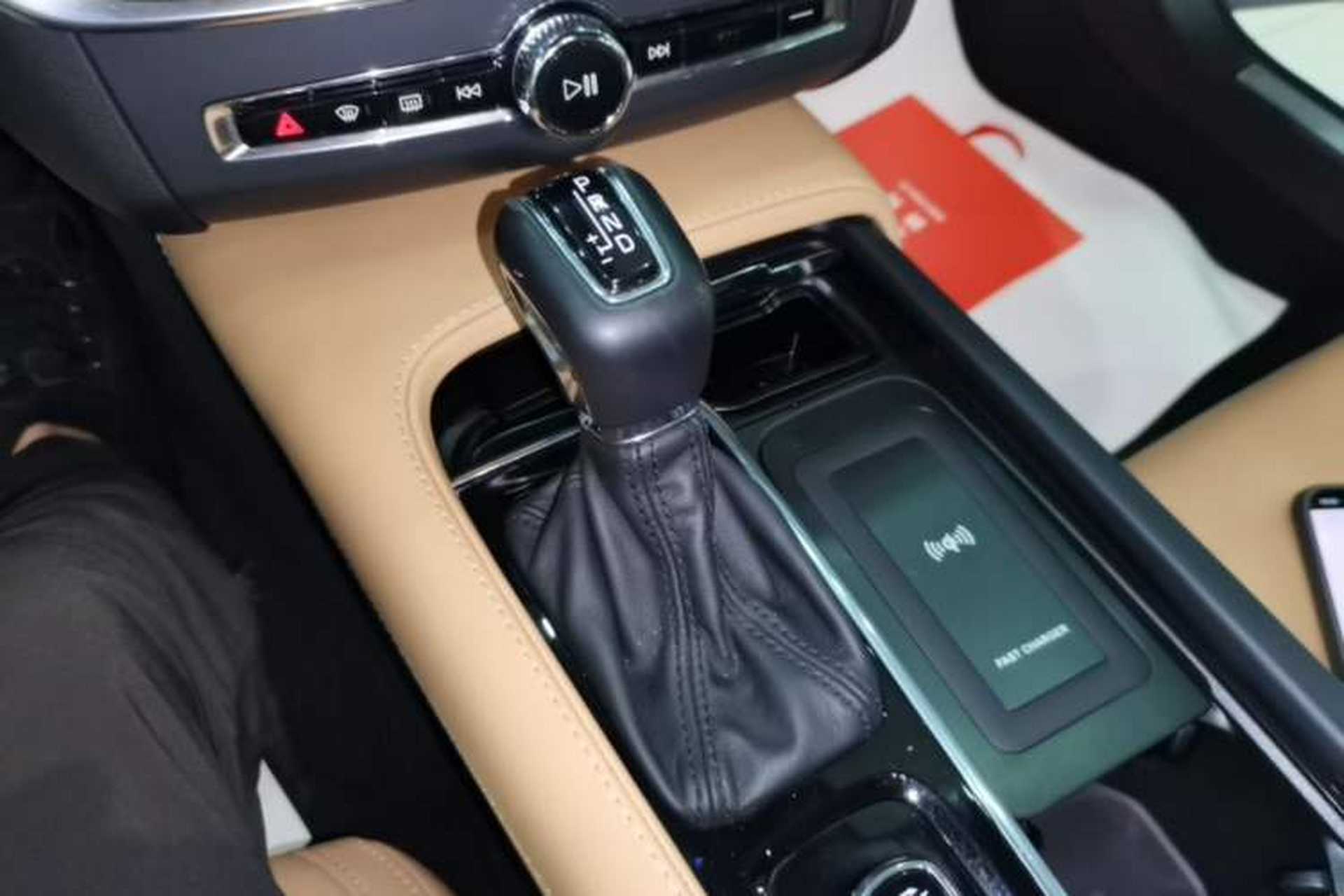 Used Volvo V90 2020 Cross Country T5 AWD Smart Range Edition Gear Lever