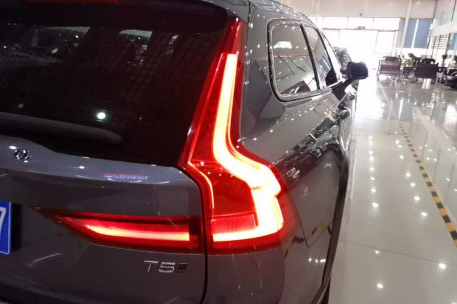 Used Volvo V90 2020 Cross Country T5 AWD Smart Range Edition Right Rear Taillight