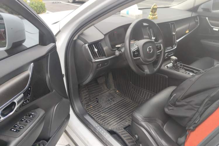 Used Volvo V90 2020 Facelifted Cross Country T5 AWD Zhiyuan Edition Driver Seat