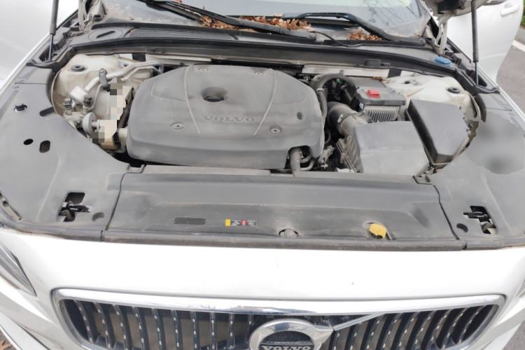 Used Volvo V90 2020 Facelifted Cross Country T5 AWD Zhiyuan Edition Engine Bay