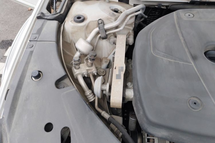 Used Volvo V90 2020 Facelifted Cross Country T5 AWD Zhiyuan Edition Engine Bay Right