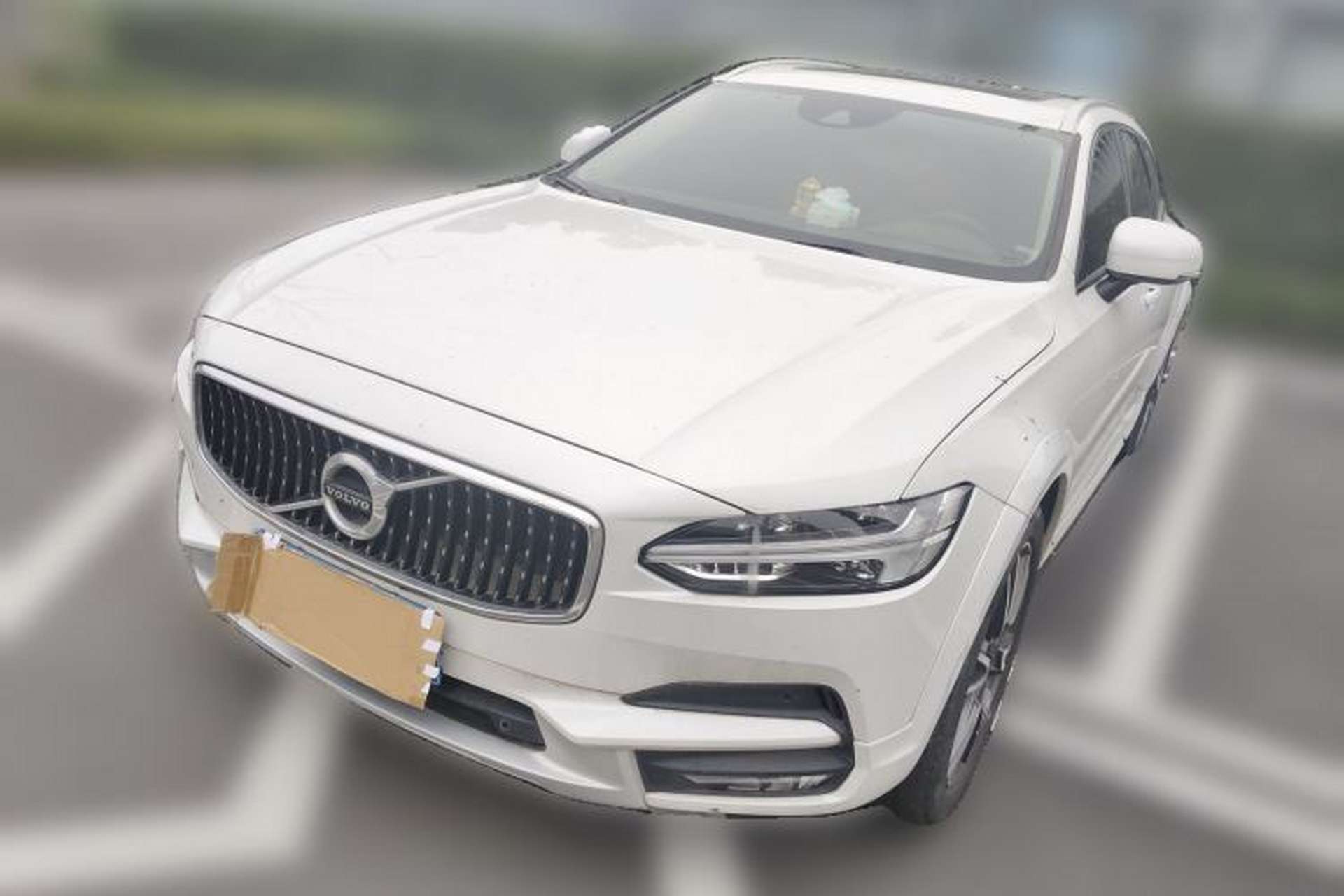 Used Volvo V90 2020 Facelifted Cross Country T5 AWD Zhiyuan Edition Front Left 45 Deg