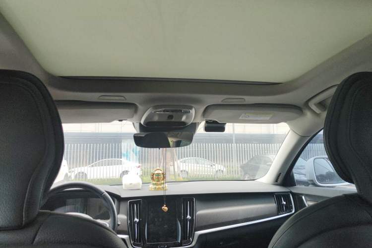 Used Volvo V90 2020 Facelifted Cross Country T5 AWD Zhiyuan Edition Headliner