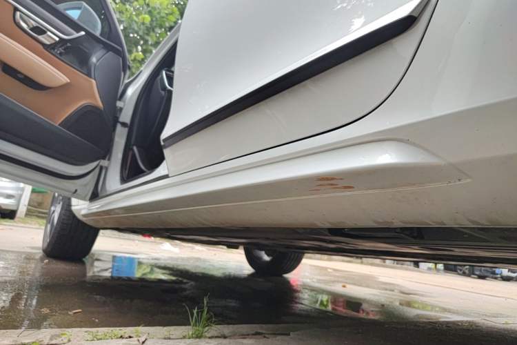 Used Volvo V90 2020 Facelifted Cross Country T5 AWD Zhiyuan Edition Left Side Sill