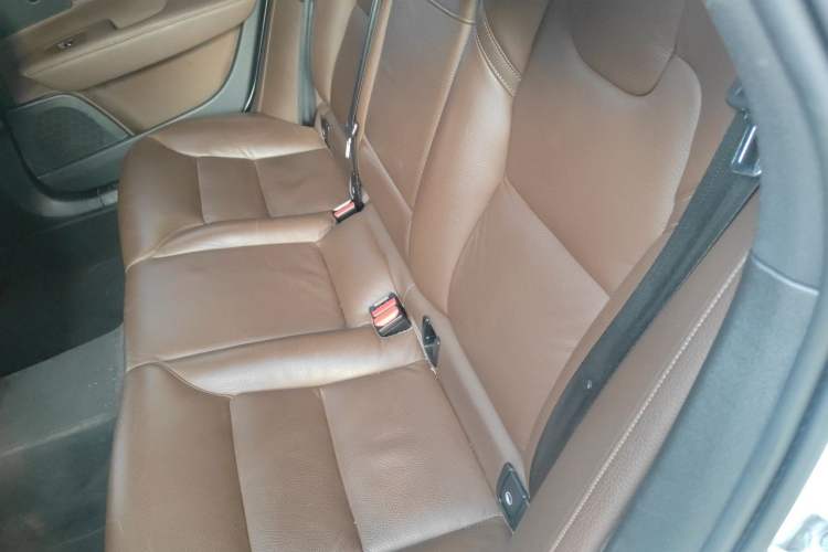 Used Volvo V90 2021 Cross Country B5 AWD Smart Range Edition Left Rear Seat
