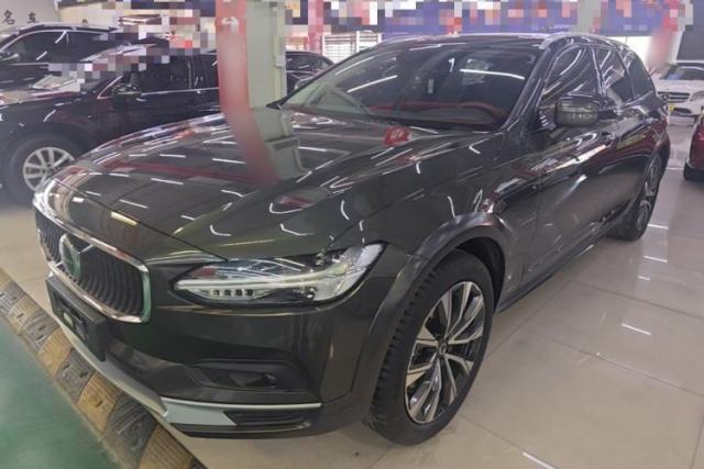 Used Volvo V90 2021 Cross Country B5 AWD Smart Range Edition