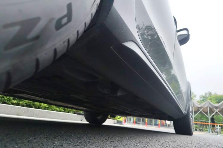 Used Volvo V90 2021 Cross Country B5 AWD Smart Range Edition Chassis Rear Right