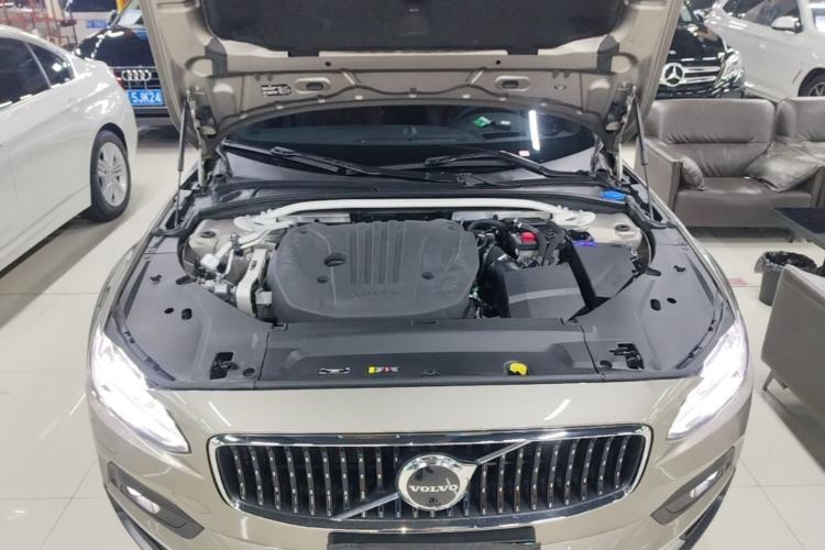 Used Volvo V90 2021 Cross Country B5 AWD Prestige Edition Engine Bay