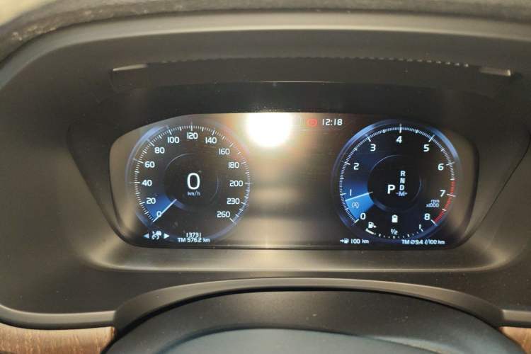 Used Volvo V90 2021 Cross Country B5 AWD Smart Range Edition Instrument Cluster