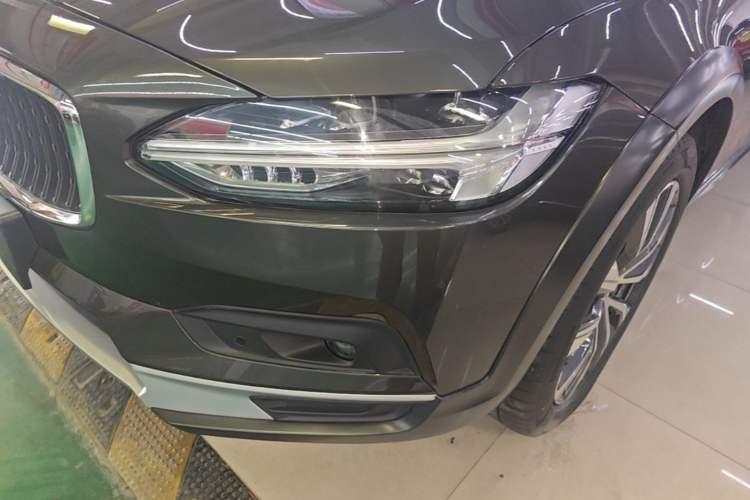 Used Volvo V90 2021 Cross Country B5 AWD Smart Range Edition Left Front Headlight