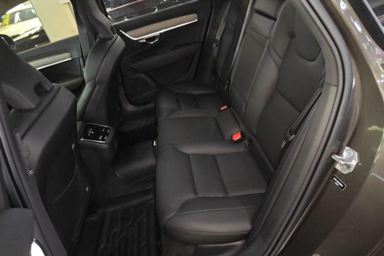 Used Volvo V90 2021 Cross Country B5 AWD Smart Range Edition Left Rear Seat
