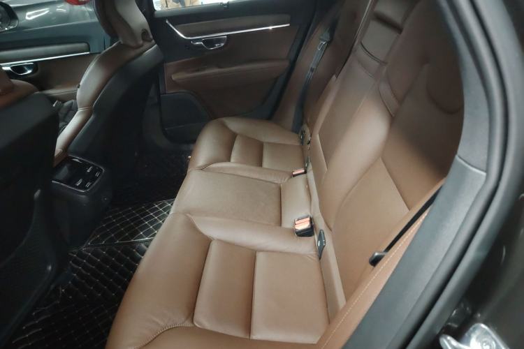 Used Volvo V90 2021 Cross Country B5 AWD Smart Range Edition Left Rear Seat