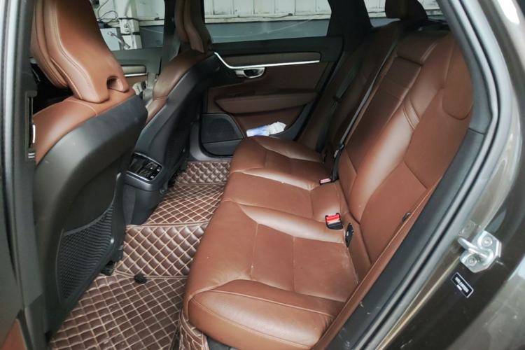 Used Volvo V90 2021 Cross Country B5 AWD Smart Range Edition Left Rear Seat