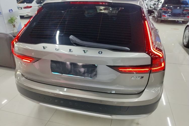 Used Volvo V90 2021 Cross Country B5 AWD Prestige Edition Rear