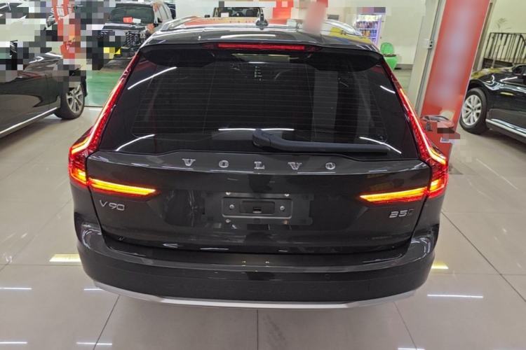 Used Volvo V90 2021 Cross Country B5 AWD Smart Range Edition Rear