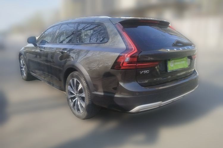 Used Volvo V90 2021 Cross Country B5 AWD Smart Range Edition Rear Left 45 Deg
