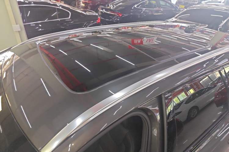 Used Volvo V90 2021 Cross Country B5 AWD Smart Range Edition Roof