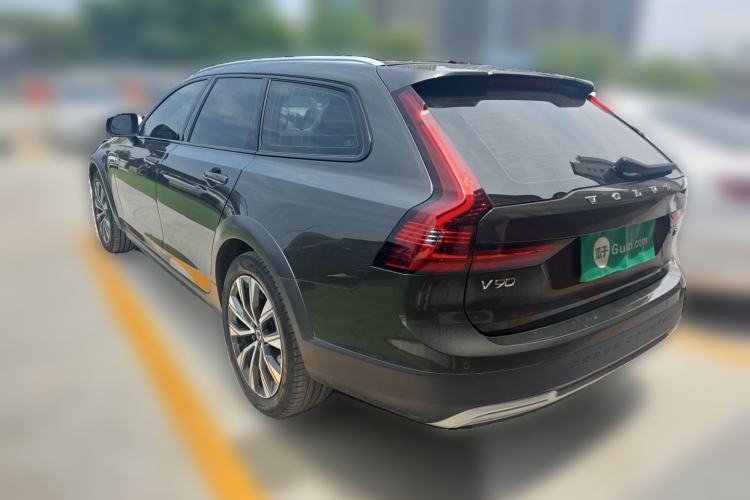 Used Volvo V90 2021 Cross Country B5 AWD Smart Range Edition Rear Left 45 Deg