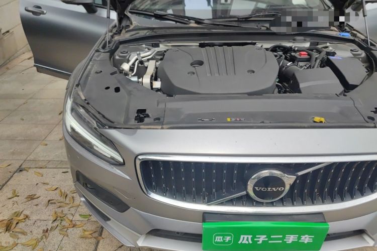 Used Volvo V90 2021 Cross Country B5 AWD Prestige Edition Engine Bay Right