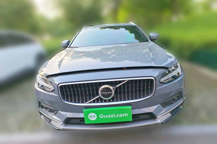 Used Volvo V90 2021 Cross Country B5 AWD Smart Range Edition Front