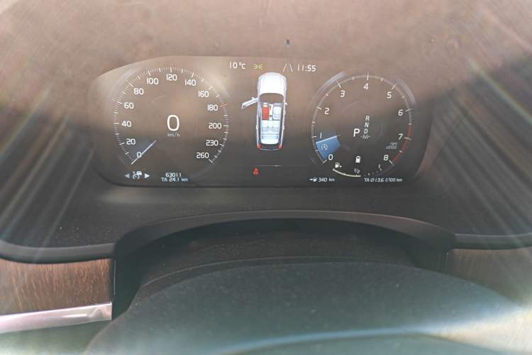 Used Volvo V90 2021 Cross Country B5 AWD Smart Range Edition Instrument Cluster