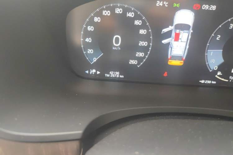 Used Volvo V90 2021 Cross Country B5 AWD Prestige Edition Odometer Close Up
