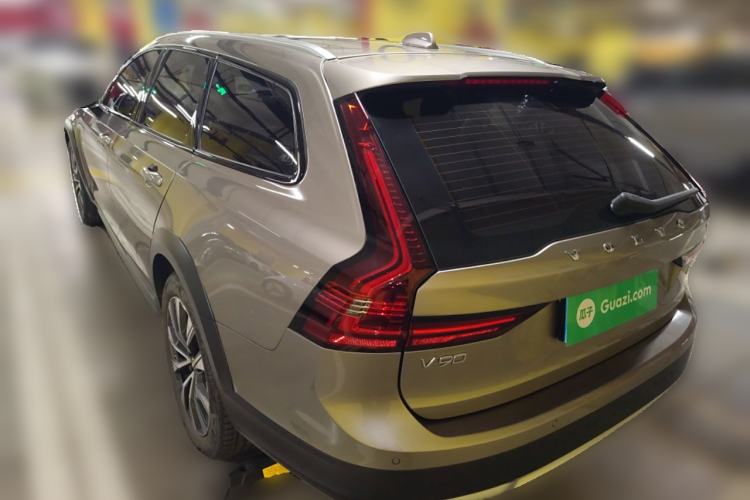 Used Volvo V90 2021 Cross Country B5 AWD Smart Range Edition Rear Left 45 Deg
