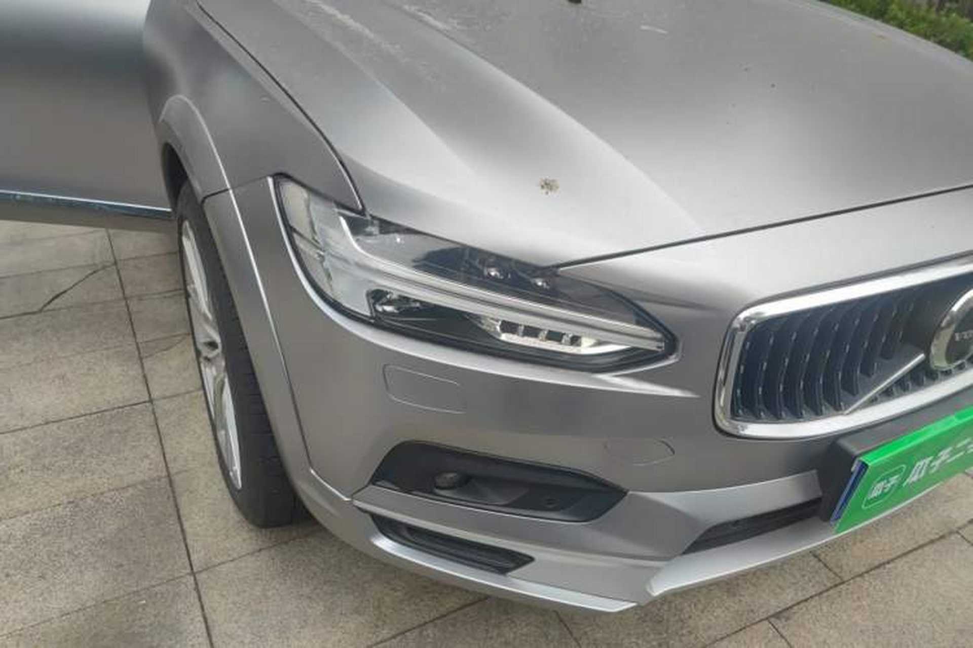 Used Volvo V90 2021 Cross Country B5 AWD Prestige Edition Right Front Headlight