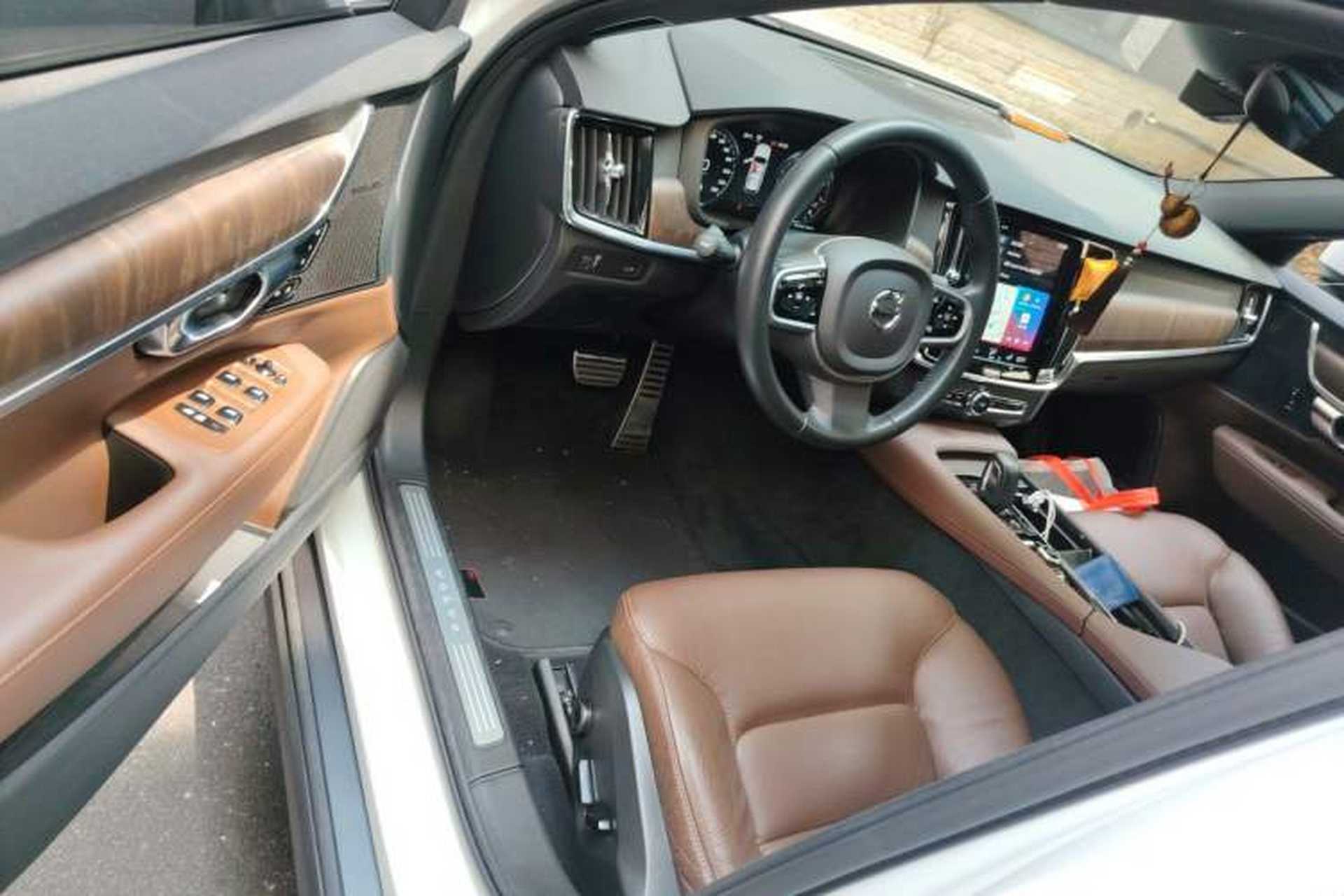 Used Volvo V90 2021 Cross Country B5 AWD Smart Range Edition Driver Seat