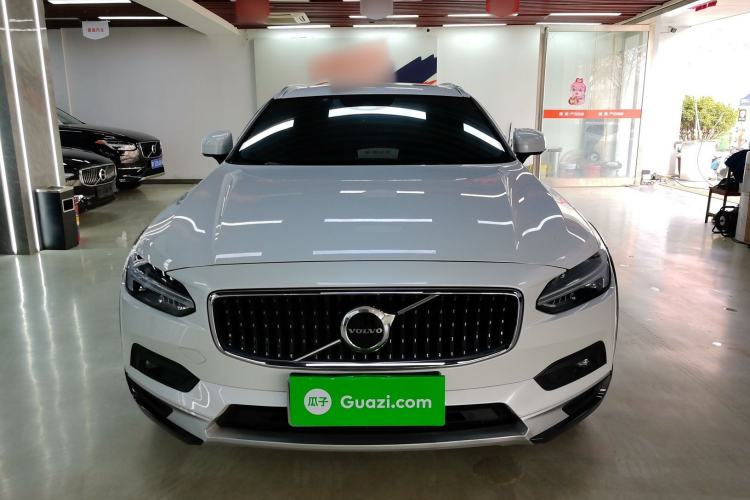 Used Volvo V90 2021 Cross Country B5 AWD Smart Range Edition Exterior 1