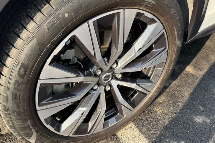 Used Volvo V90 2021 Cross Country B5 AWD Smart Range Edition Exterior 8