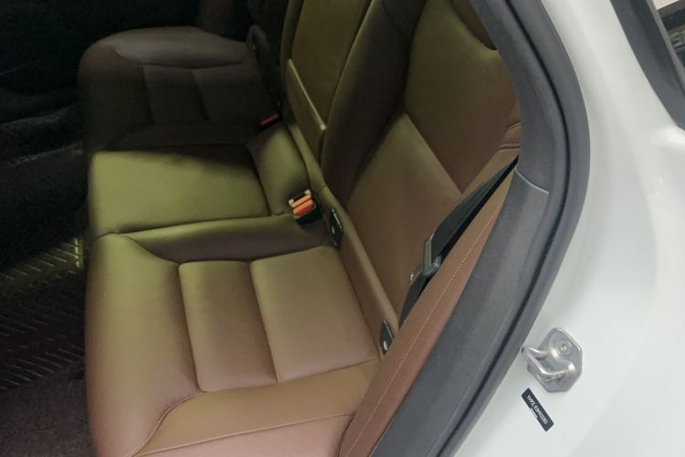 Used Volvo V90 2021 Cross Country B5 AWD Smart Range Edition Interior 1