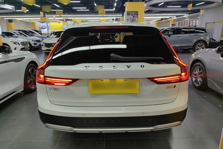 Used Volvo V90 2021 Cross Country B5 AWD Smart Range Edition Rear