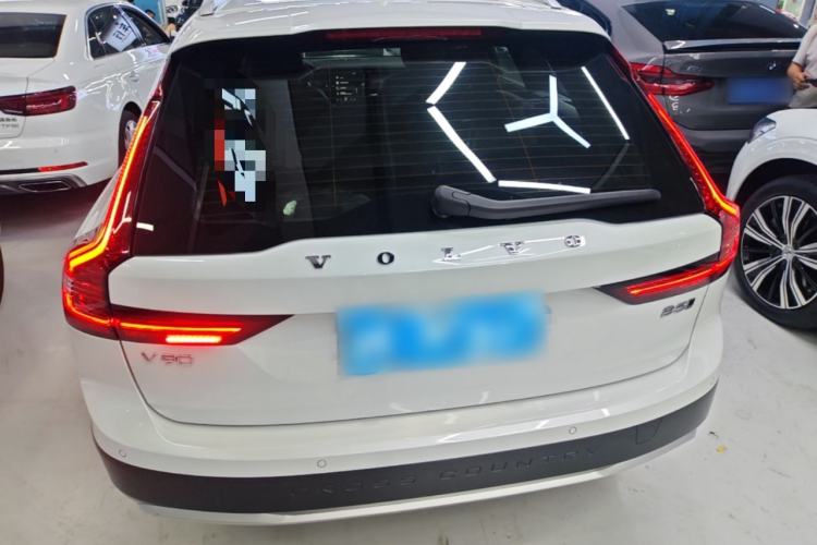 Used Volvo V90 2021 Cross Country B5 AWD Smart Range Edition Rear