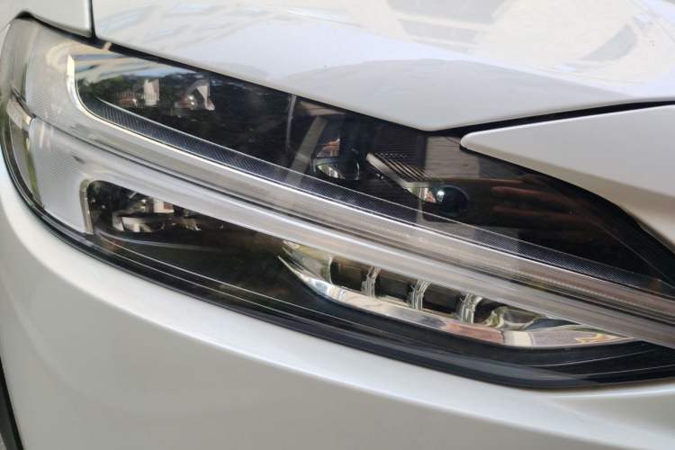 Used Volvo V90 2021 Cross Country B5 AWD Smart Range Edition Right Front Headlight