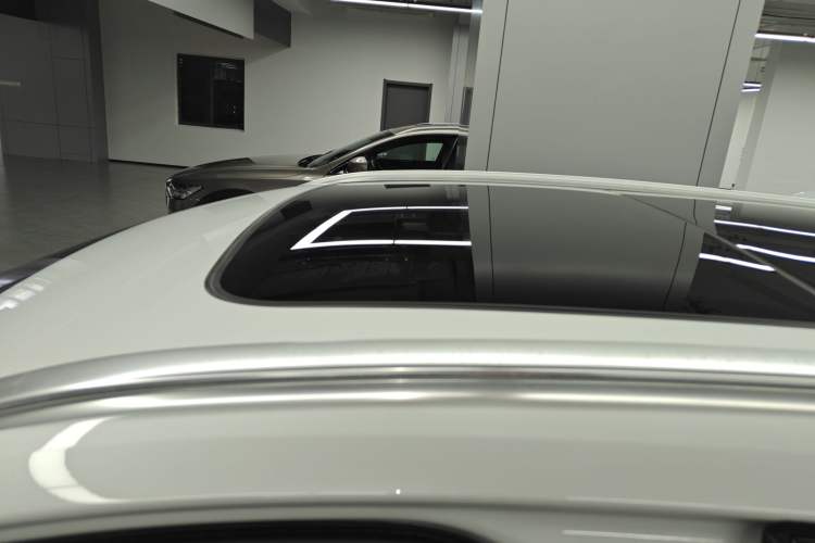 Used Volvo V90 2021 Cross Country B5 AWD Smart Range Edition Roof