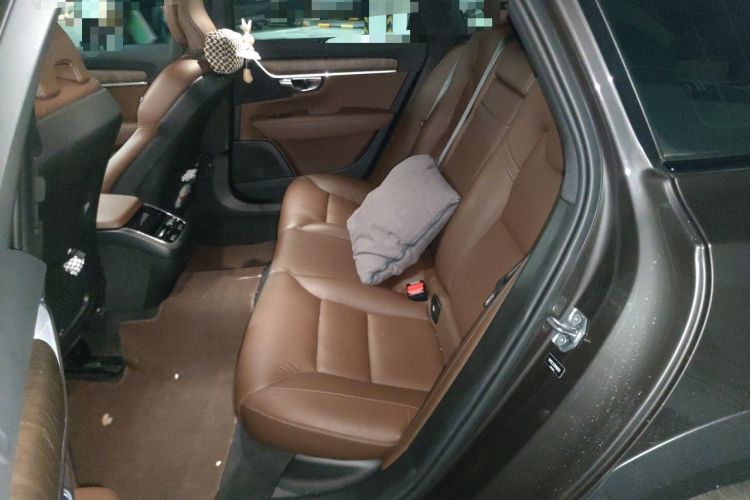 Used Volvo V90 2022 Cross Country B5 AWD Smart Range Edition Left Rear Seat