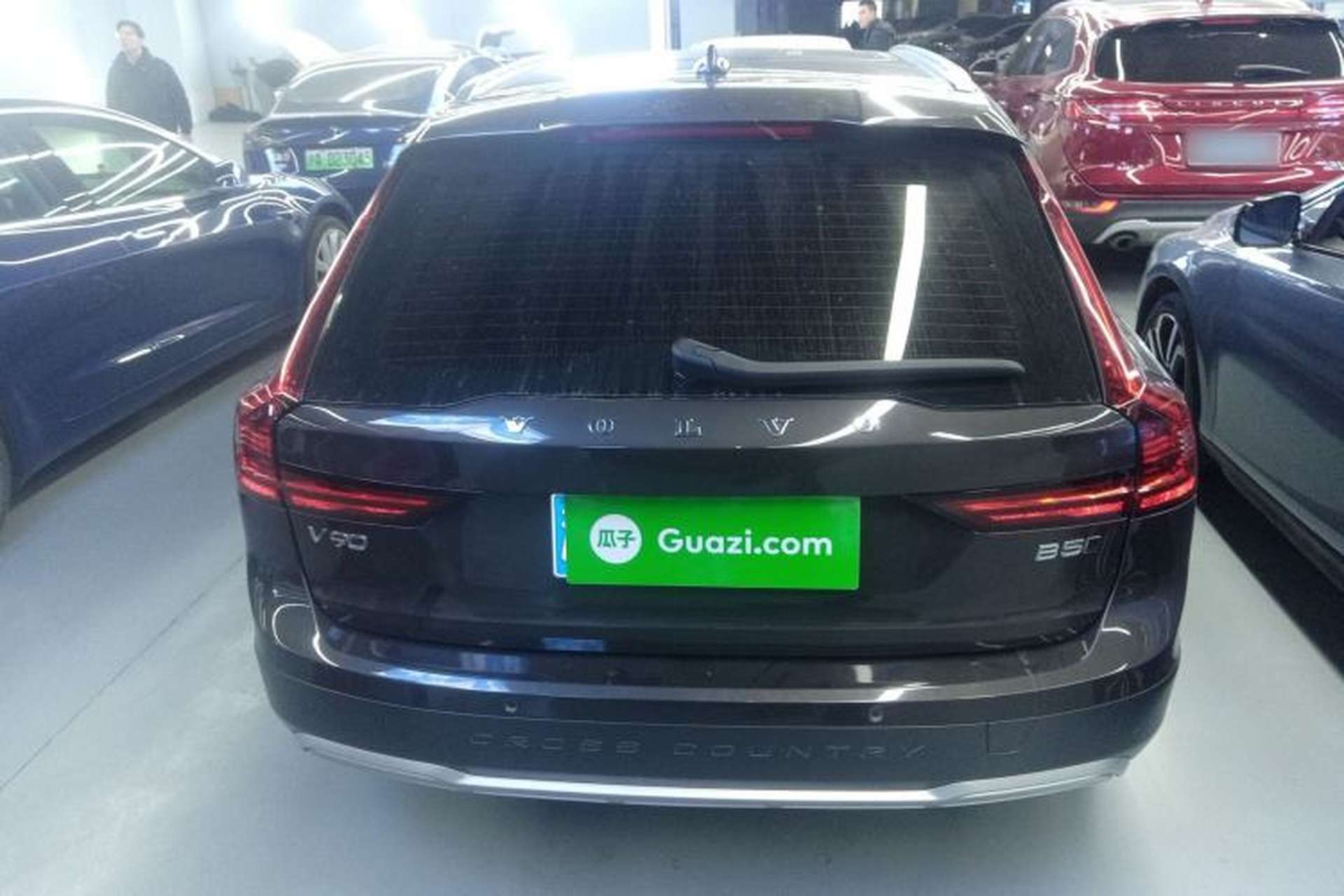 Used Volvo V90 2022 Cross Country B5 AWD Smart Range Edition Rear