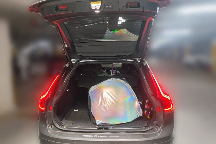 Used Volvo V90 2022 Cross Country B5 AWD Smart Range Edition Trunk