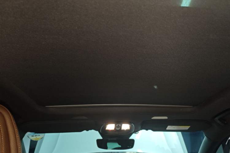 Used Volvo V90 2022 Cross Country B5 AWD Smart Range Edition Headliner