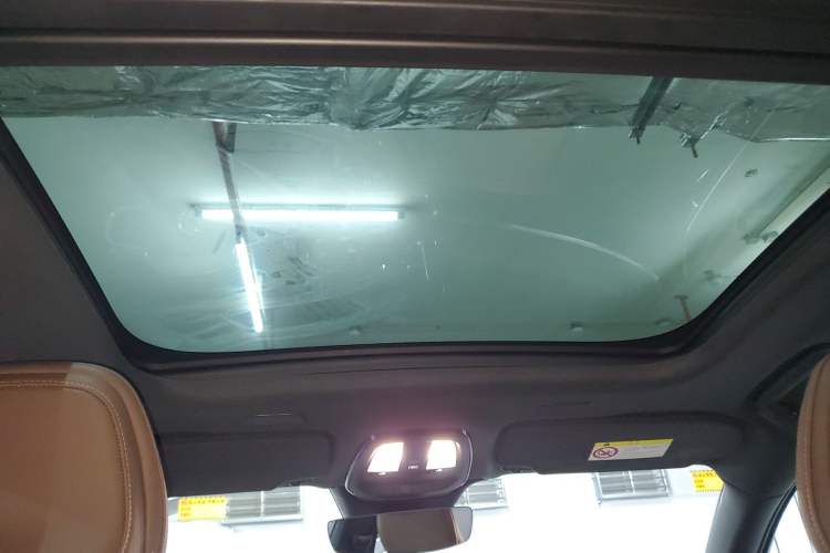 Used Volvo V90 2022 Cross Country B5 AWD Smart Range Edition Headliner