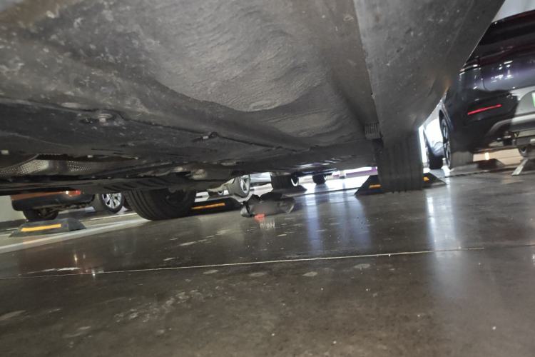 Used Volvo V90 2023 Cross Country B5 AWD Prestige Edition Chassis Front Left