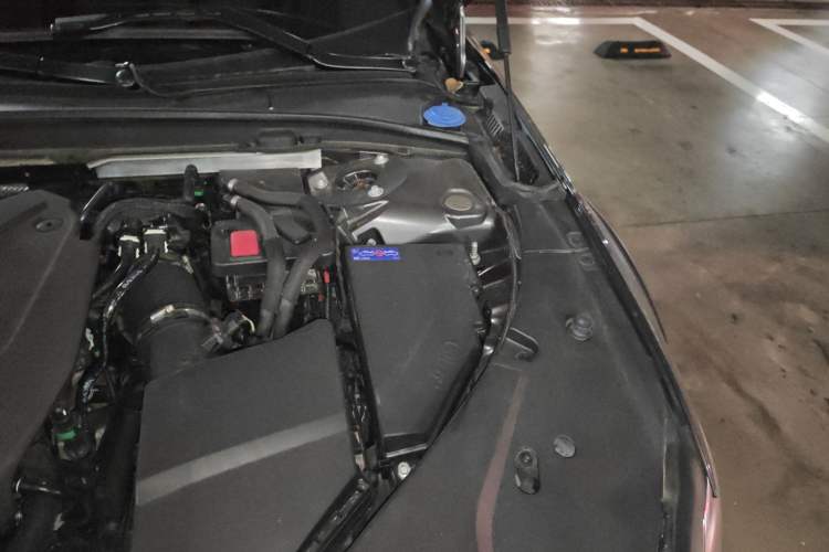Used Volvo V90 2023 Cross Country B5 AWD Prestige Edition Engine Bay Left