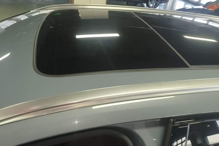 Used Volvo V90 2023 Cross Country B5 AWD Prestige Edition Roof