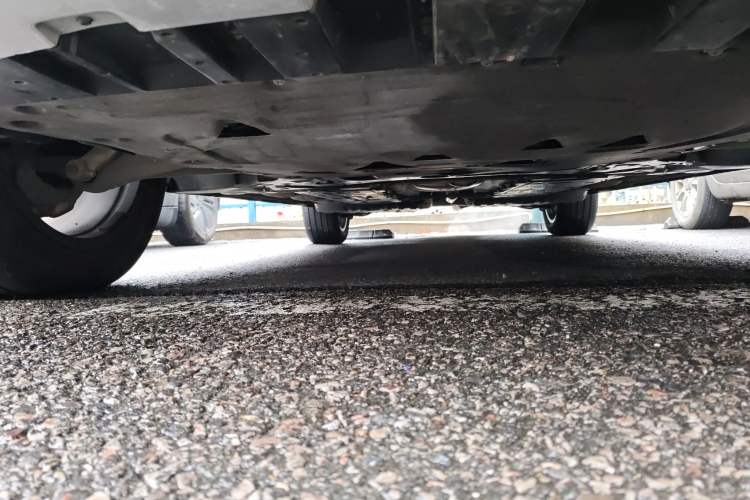 Used Volvo V90 2023 Cross Country B5 AWD Smart Range Edition Chassis Front