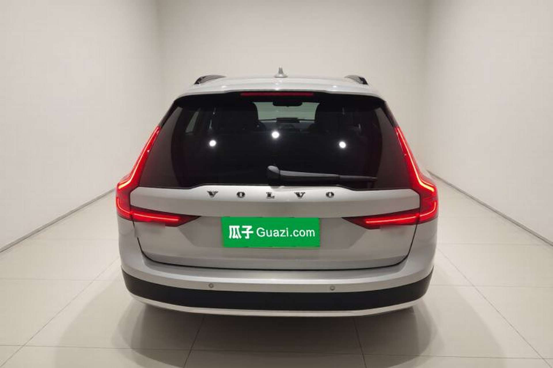 Used Volvo V90 2023 Cross Country B5 AWD Smart Range Edition Rear